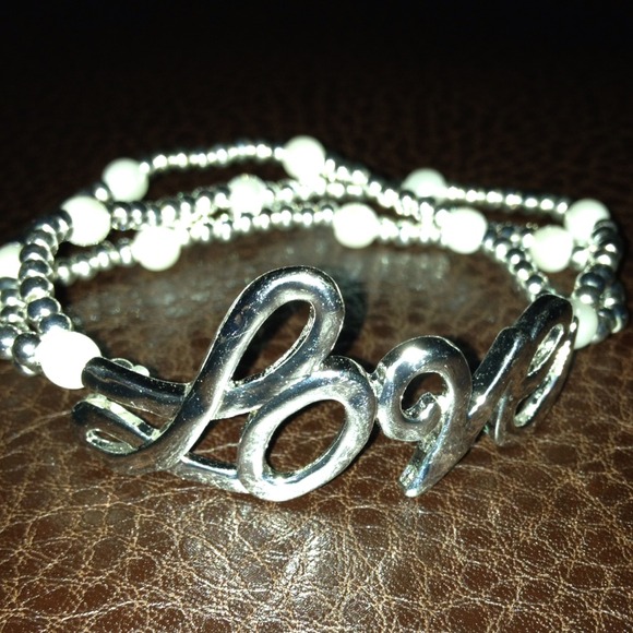 LOVE friendship bracelet with pearl combination