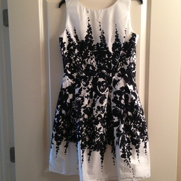 Dorothy Perkins Lightweight Summer Dress Size 12