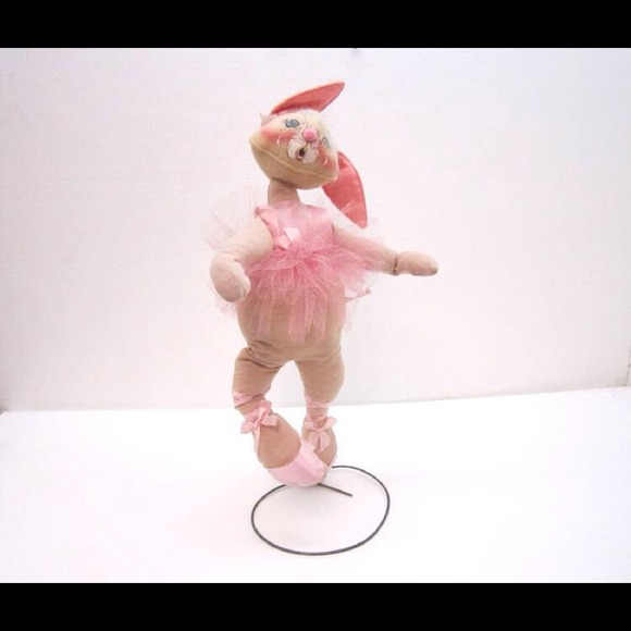 Sold🚩🚩🚩🚩Vintage Ballerina Rabbit 1976
Annalee