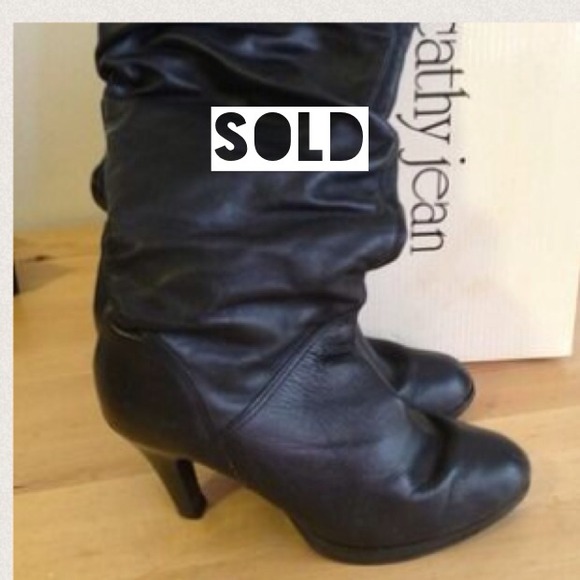 ⛔SOLD⛔Black boots