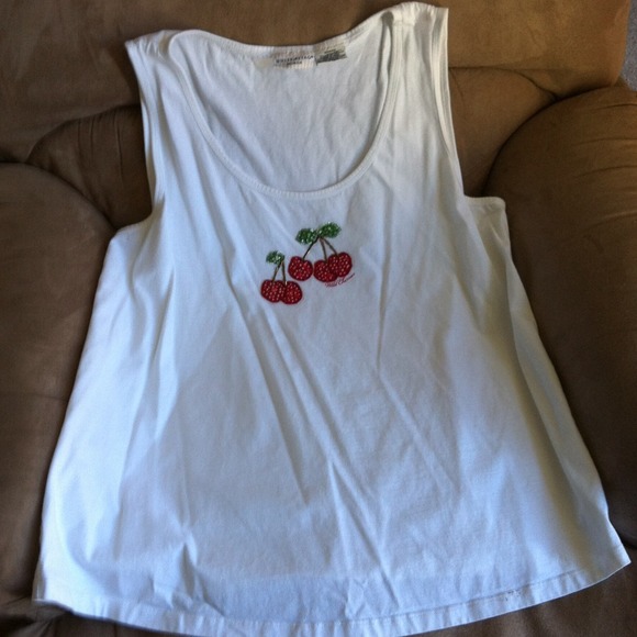 Bundle for @gigi1201 Wild Cherry white Tank Top
