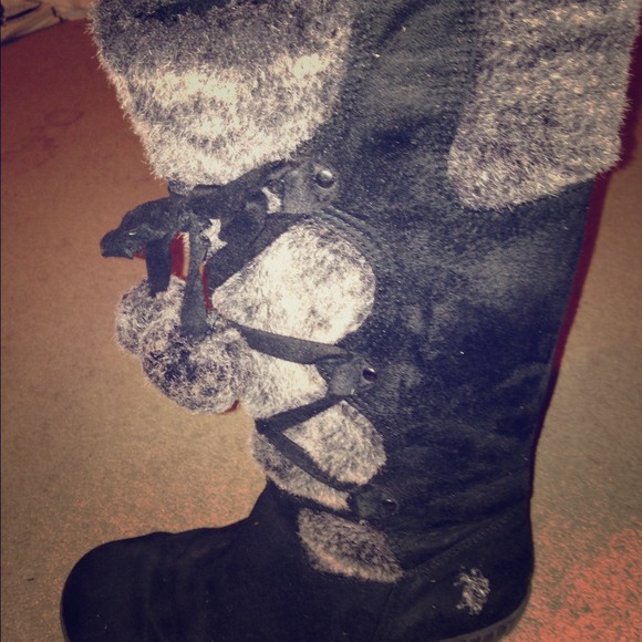 ****sold***US polo assn. boots with fur