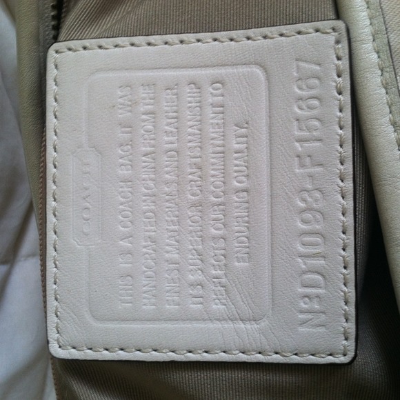 Authentic Coach Purse - Picture 3 of 4
