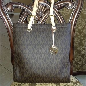 Authentic Michael Kors Tote