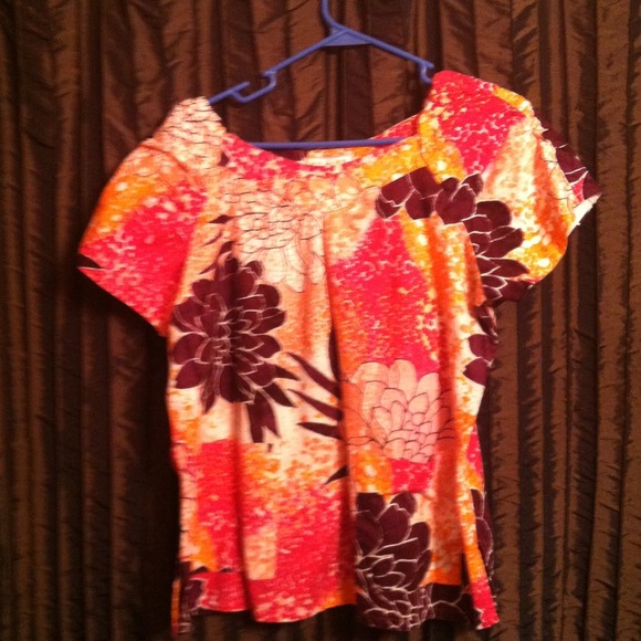 Koi scrub top