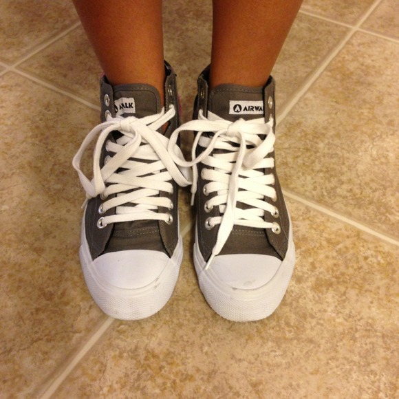 High Top Sneakers - Picture 2 of 4