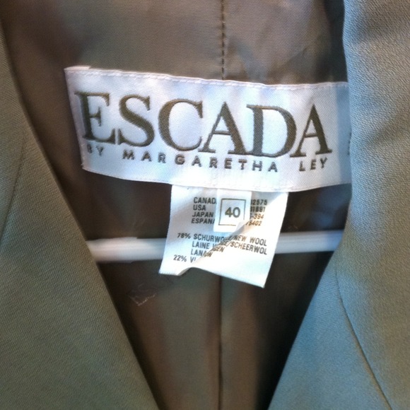 Escada blazer - Picture 2 of 8