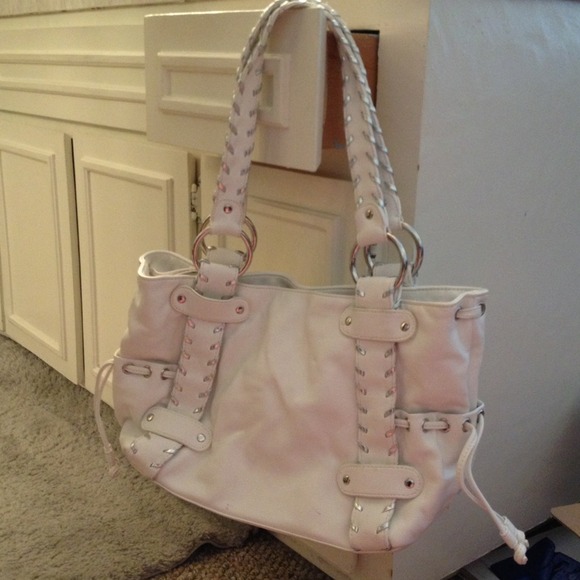 🚫🚫🚫bundled White purse