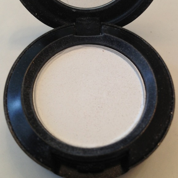 🔴BUNDLED🔴MAC gesso shadow - Picture 2 of 2