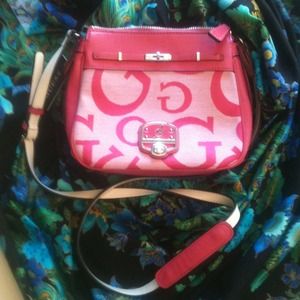 NWT Guess cross body bag