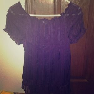 Cute purple top! Can be dressed up or dressed down