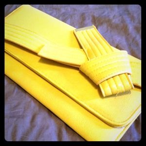 Jessica Simpson Sunny Yellow Clutch