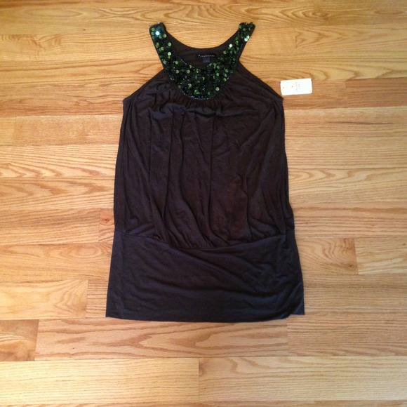 Green tunic/dress with green sequins size L