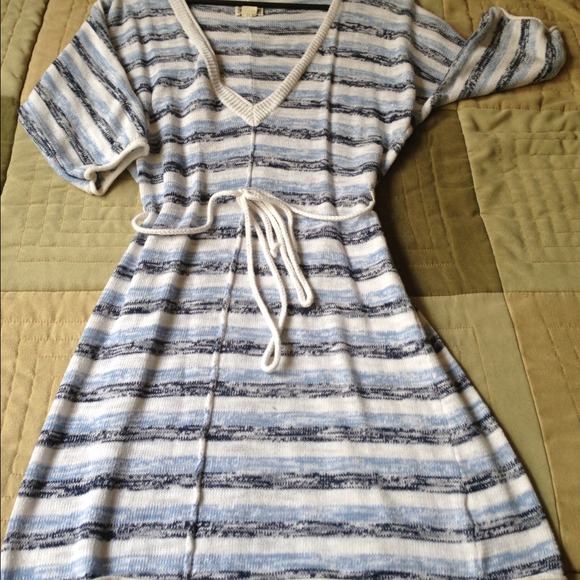 Sweater Dress with belt🌸 - Picture 1 of 2