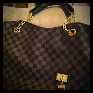 ⭐LV⭐purse 😍😍😍