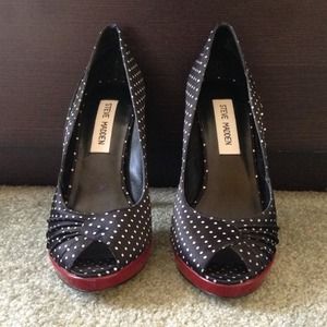 ✨⬇REDUCED⬇✨ Steve Madden Peep Toe Heels