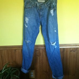 Light destroyed jeans