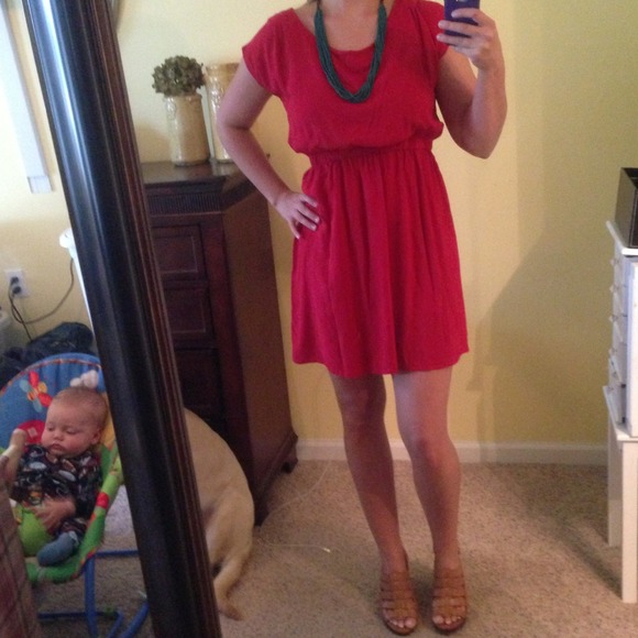 **** SOLD ****  Red boat neck dress - Picture 2 of 4