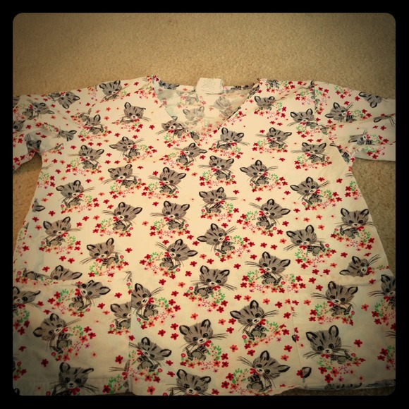 Cute kitty scrub top!