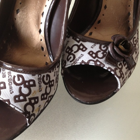 FREE with purchase - BCBGirls shoes used once on carpet.. - Picture 4 of 8