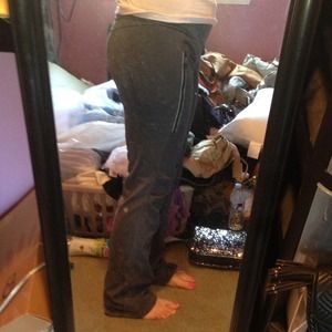 LULU LEMOn awesome yoga pants