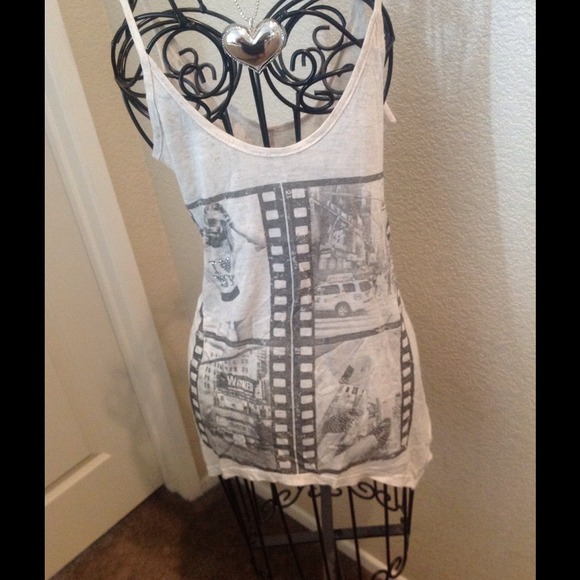 Top - Picture 2 of 2