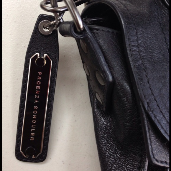 PS1 Medium Leather Black - Picture 2 of 2