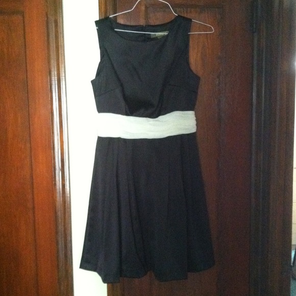 A Melonie size 10 dress.