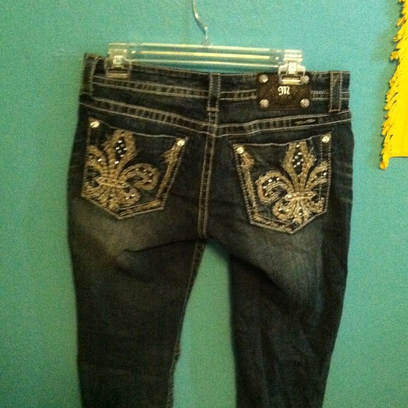 Miss Me 29 Capris!