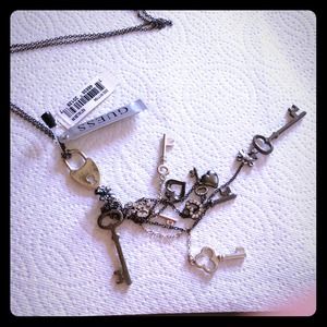 Guess Love Lockdown Necklace