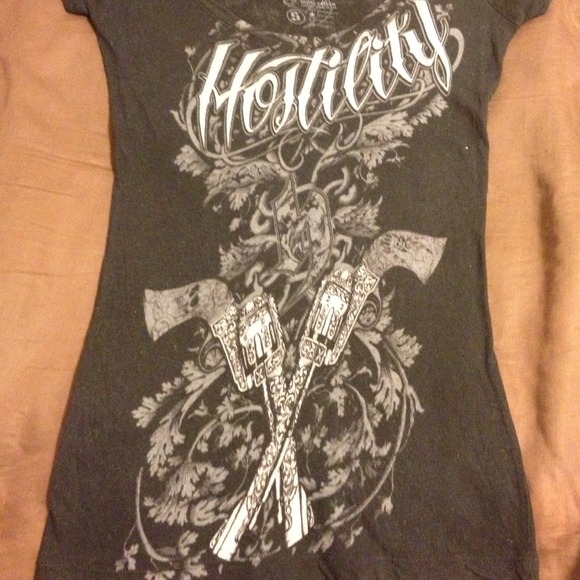 Black hostility scoop neck