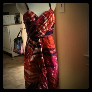 2 dresses reserved for @cecill3d