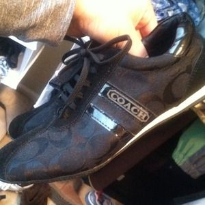 Used coach shoes