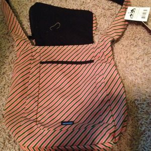 NEVER USED Kavu Purse!