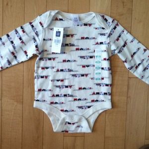 Baby gap long sleeve 3-6 months boys onsie. Nwt