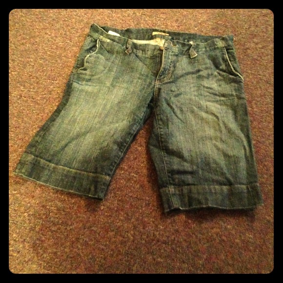 🚫SOLD🚫 Bermuda shorts