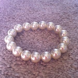 Pearl Bracelet
