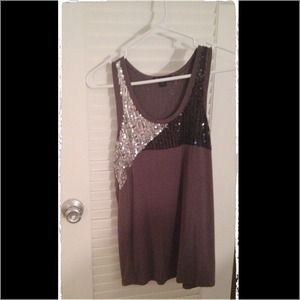 🎀Forever 21 Sequin Top🎀