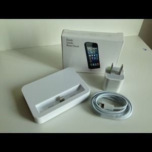 Docking Station Set for iPhone 5 iPod Touch 7G