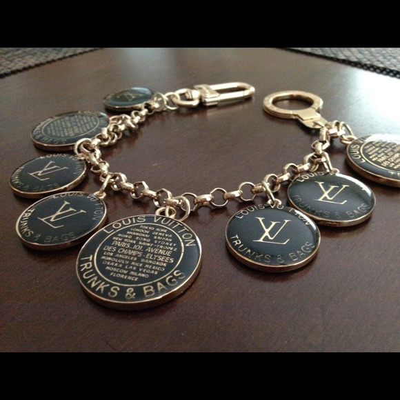 🚫SOLD🚫 - Picture 2 of 4