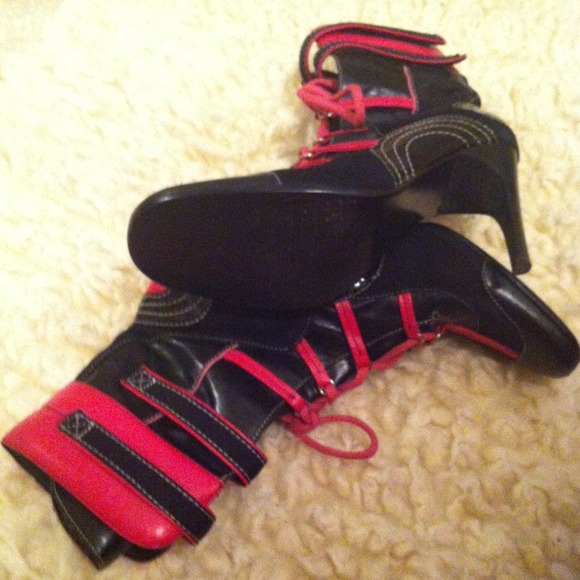 Aldo boots pink and black - Picture 2 of 2