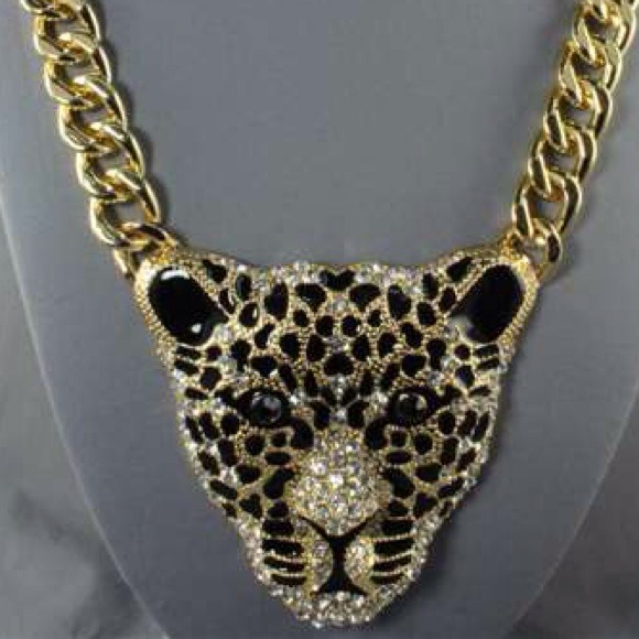 Fashion panther necklace