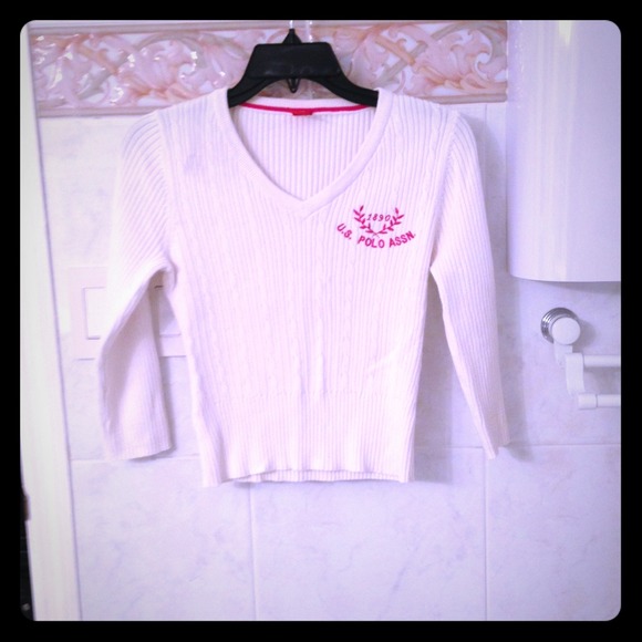 Sweater - Picture 1 of 4