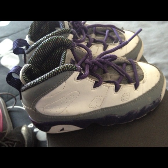 Air Jordan Retro 9