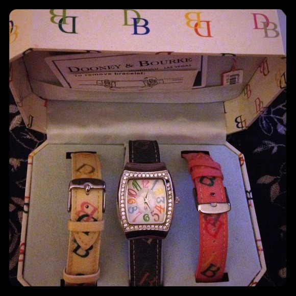 Dooney&Bourke watch 💯 Authentic 😀