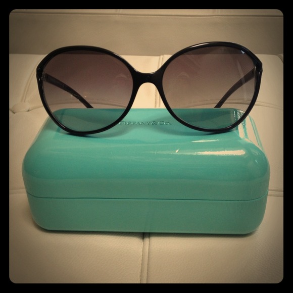 SOLD! Beautiful Tiffany & Co. Sunglasses with Case - Picture 1 of 4