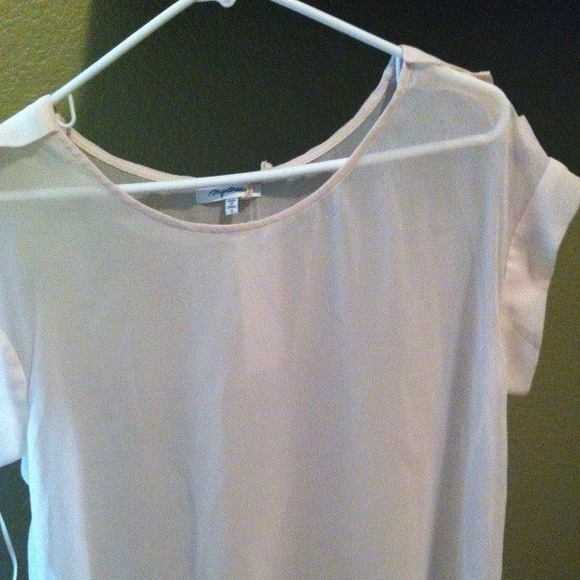 REDUCED!! Short sleeve blouse