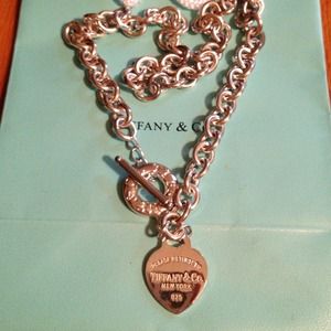 Tiffany & Co. Heart toggle necklace