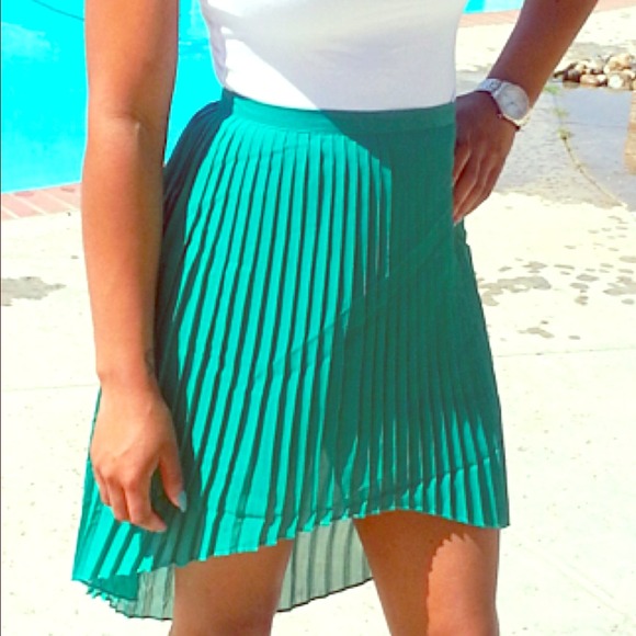 🎉🎉HOT🎉🎉 High-Low Pleated Chiffon Skirt.