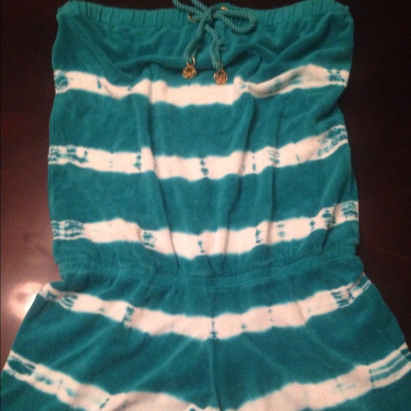 🎀 On Hold 🎀 JC green & white tie dyed romper